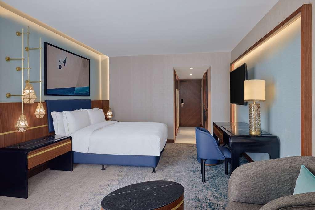 Conrad Hotel&casino 5*