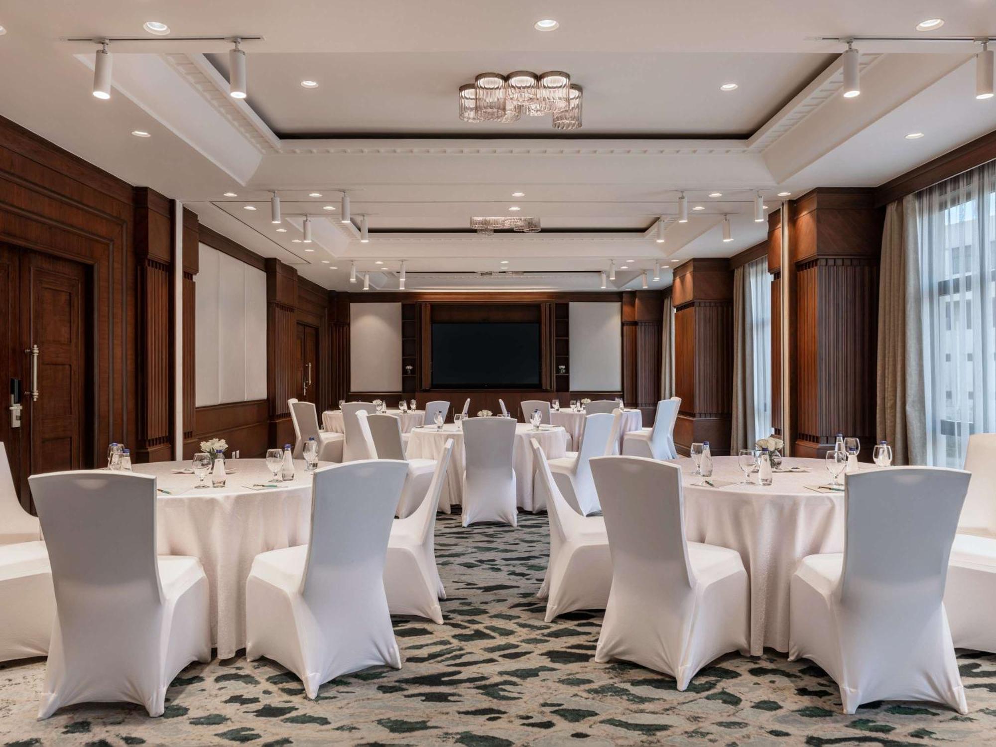 מלון Sofitel Downtown Nile קהיר