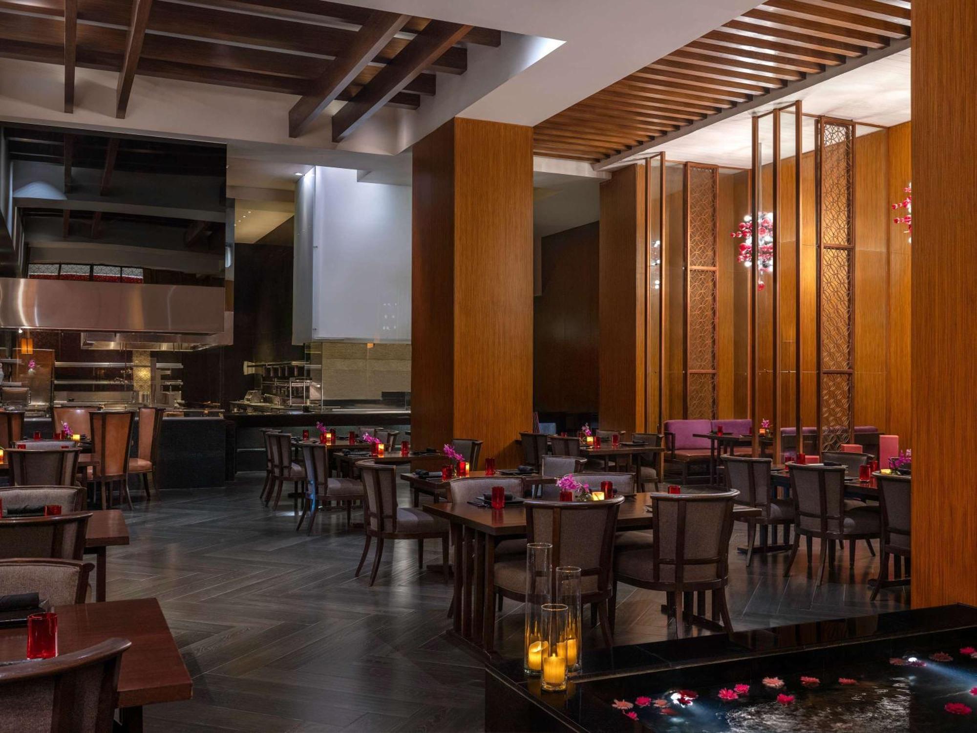 Sofitel Downtown Nile 5* קהיר
