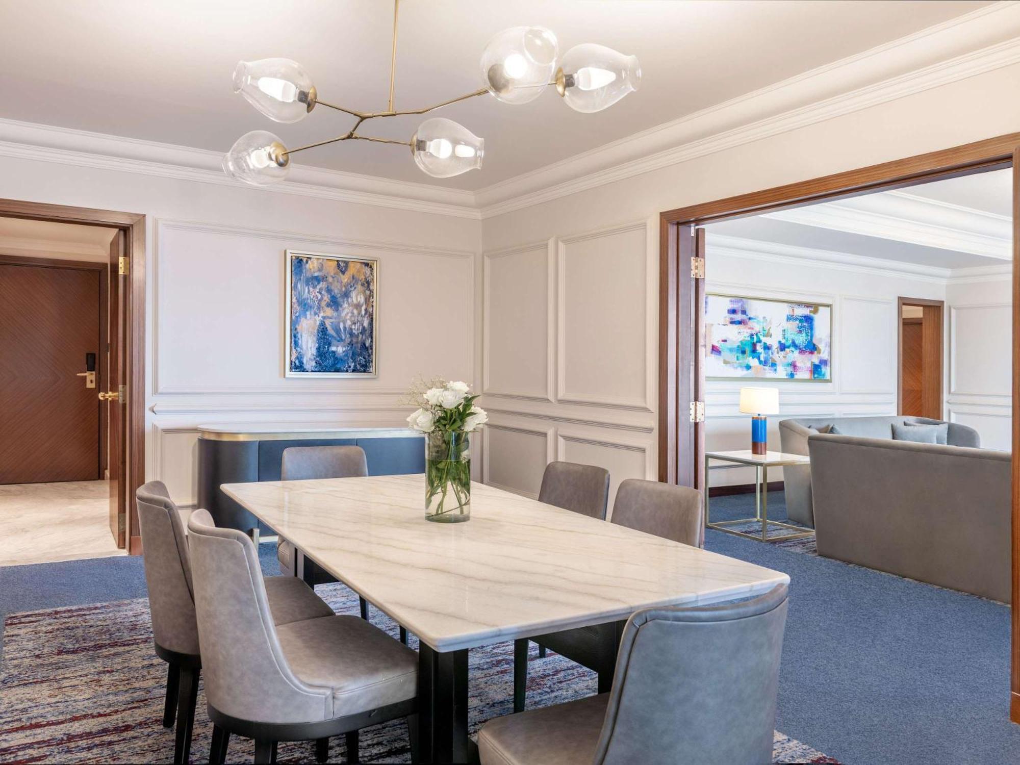 Sofitel Downtown Nile מלון