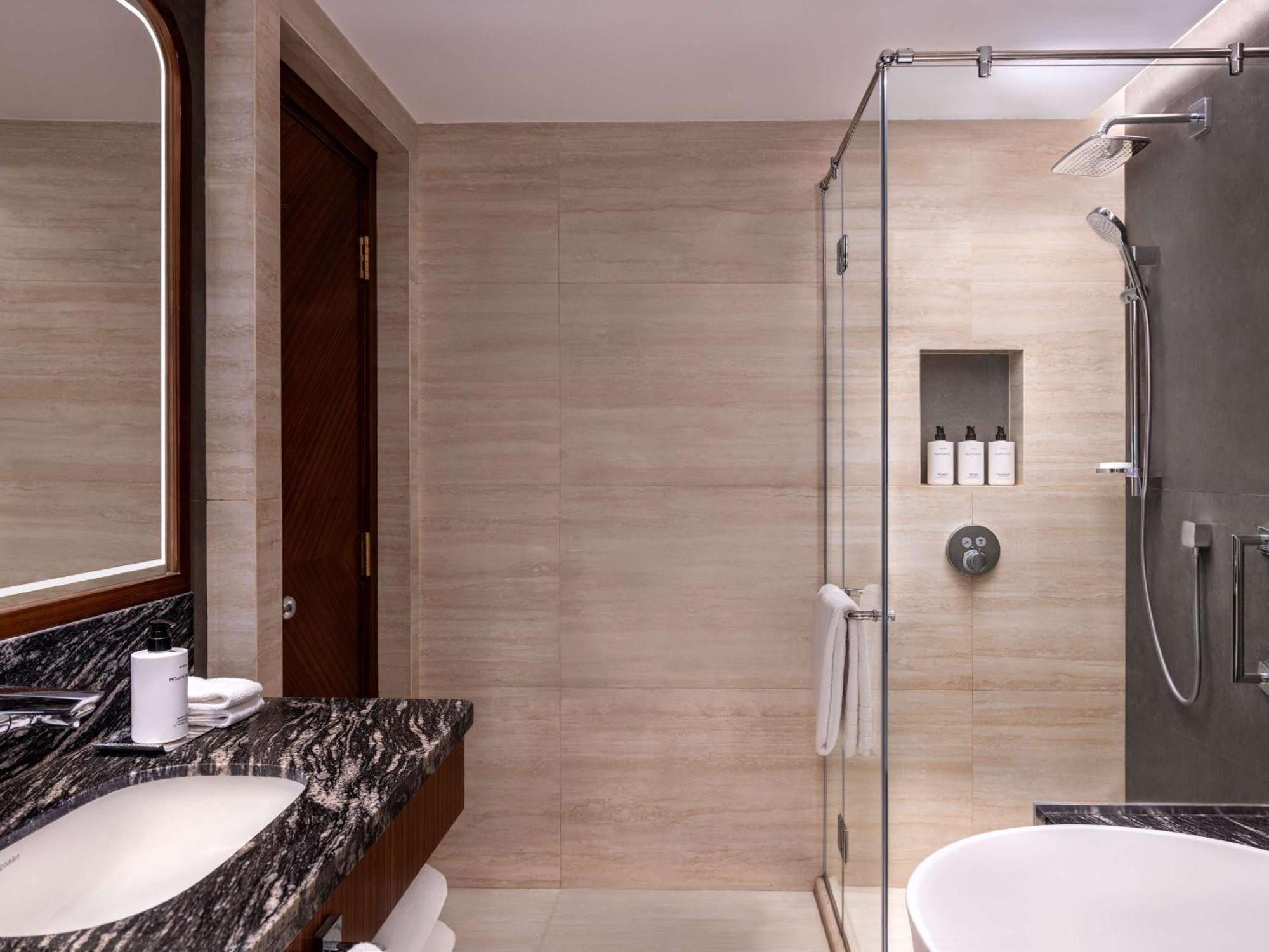 מלון Sofitel Downtown Nile קהיר